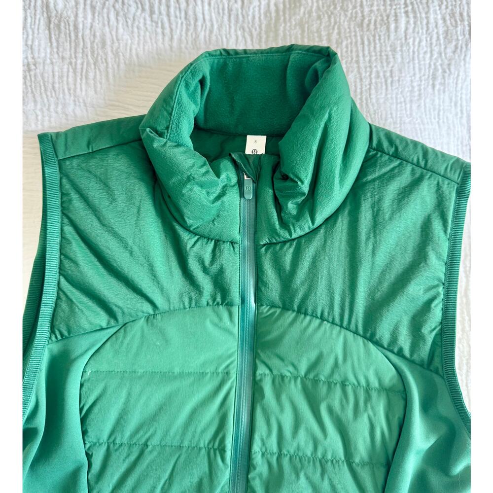 Lululemon Quilted Vest Women’s 8 Green Down For It All Everglade Athleisure - Picture 5 of 16